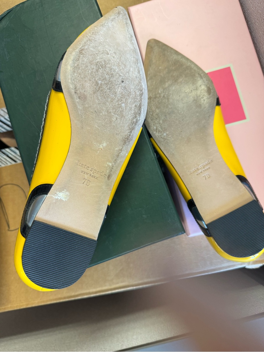 kate spade Two-Tone Yellow and White Pointed Toe Flats with 'TAXI' Detail - Picture 4 of 6